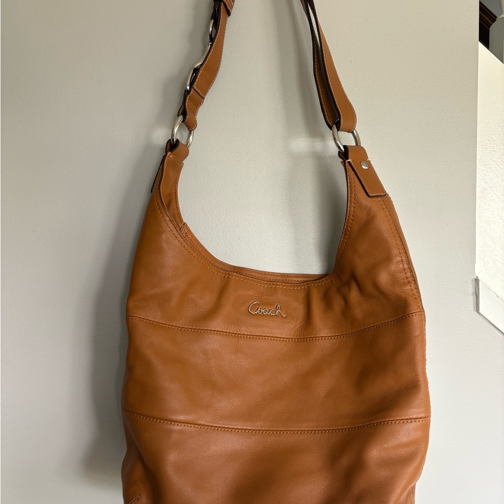 Coach Tan Leather Hobo Shoulder Bag